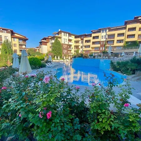 Garden Of Eden Sea And Pool View *