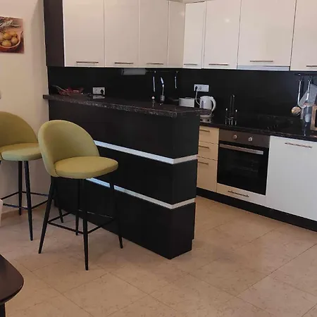 Апартаменты Garden Of Eden Sea And Pool View *