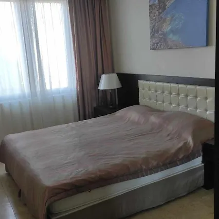 Garden Of Eden Sea And Pool View Апартаменты *