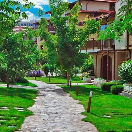 Garden Of Eden Sea And Pool View Апартаменты *