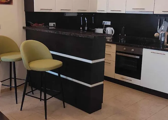 Апартамент Garden Of Eden Sea And Pool View *