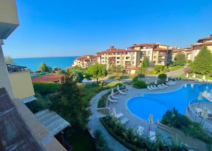 Garden Of Eden Sea And Pool View Апартамент Свети Влас