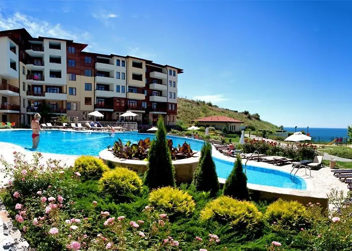 Garden Of Eden Sea And Pool View Апартамент Свети Влас